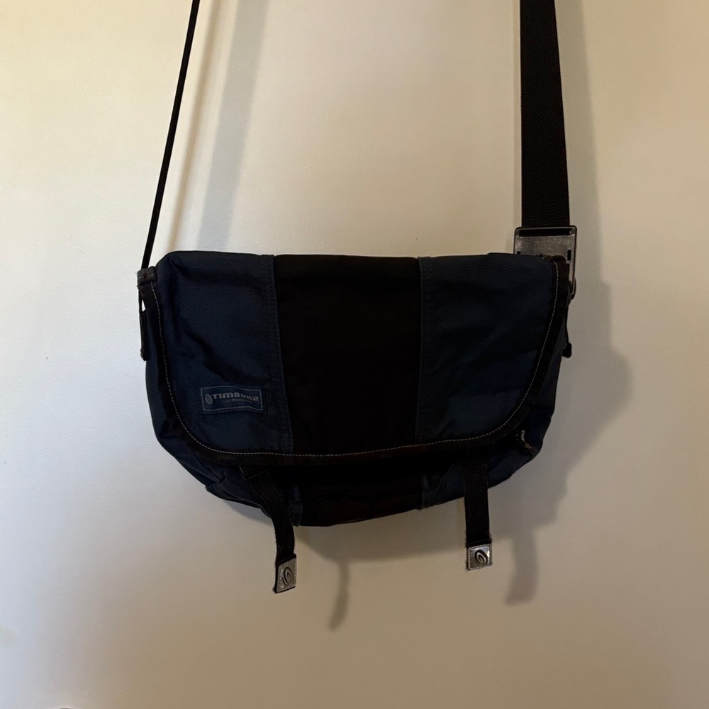 Timbuk2 Black and Navy Messenger Bag